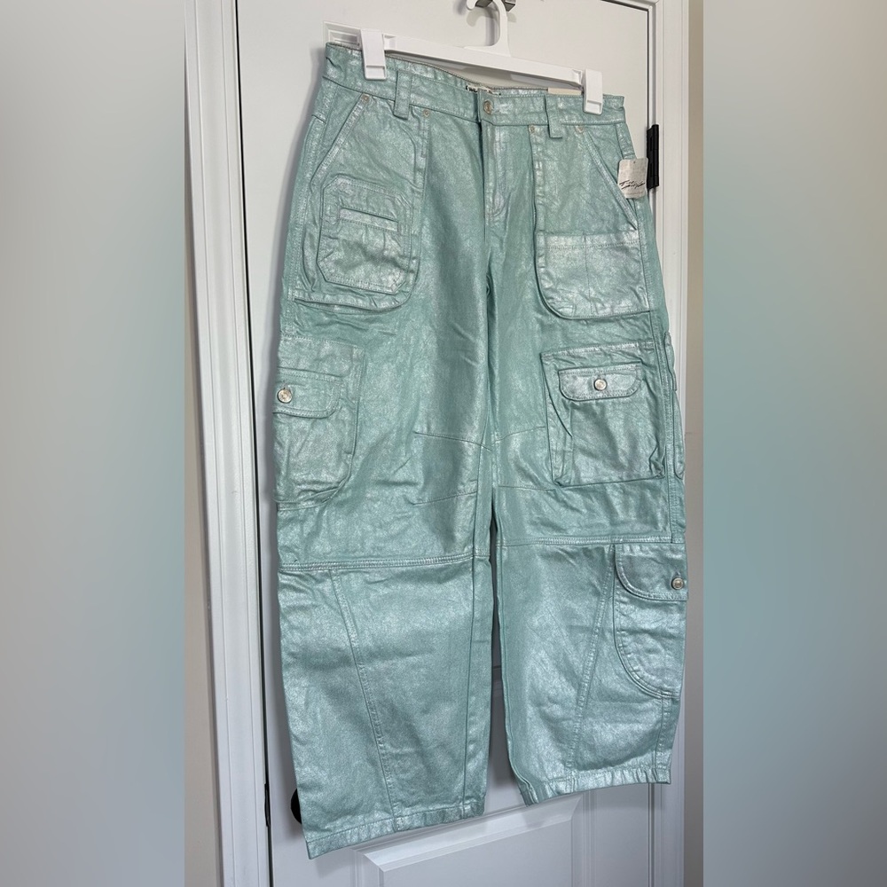 Free People We The Free Lap of Luxury Barrel Cargo Jeans Women’s Size 29 NWT - Picture 4 of 13